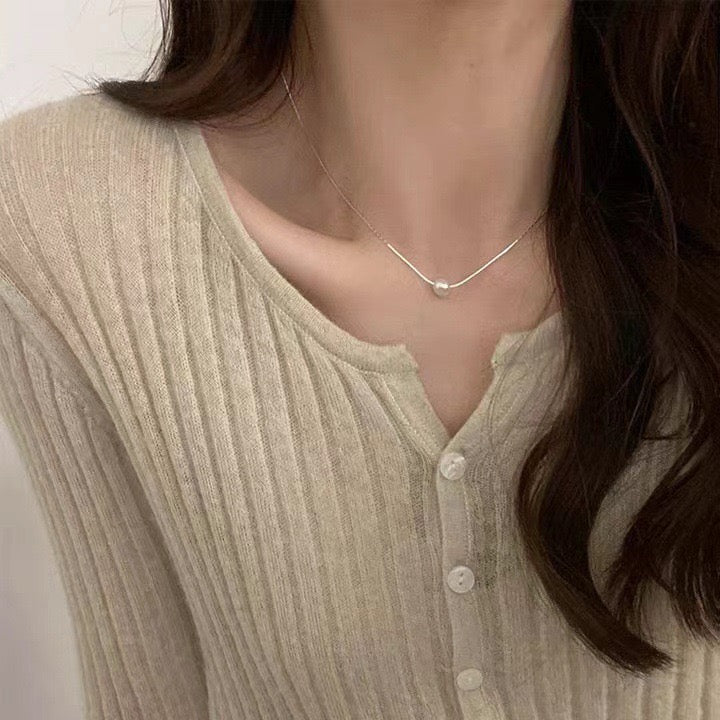 Minimalist Pearl  Necklace